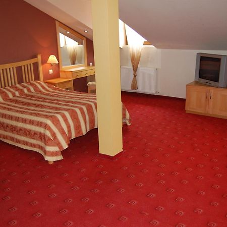 Complex Brashlyan Hotel Tryavna Eksteriør billede