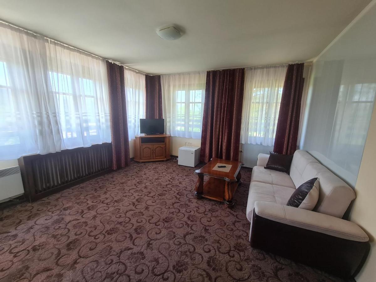 Complex Brashlyan Hotel Tryavna Eksteriør billede