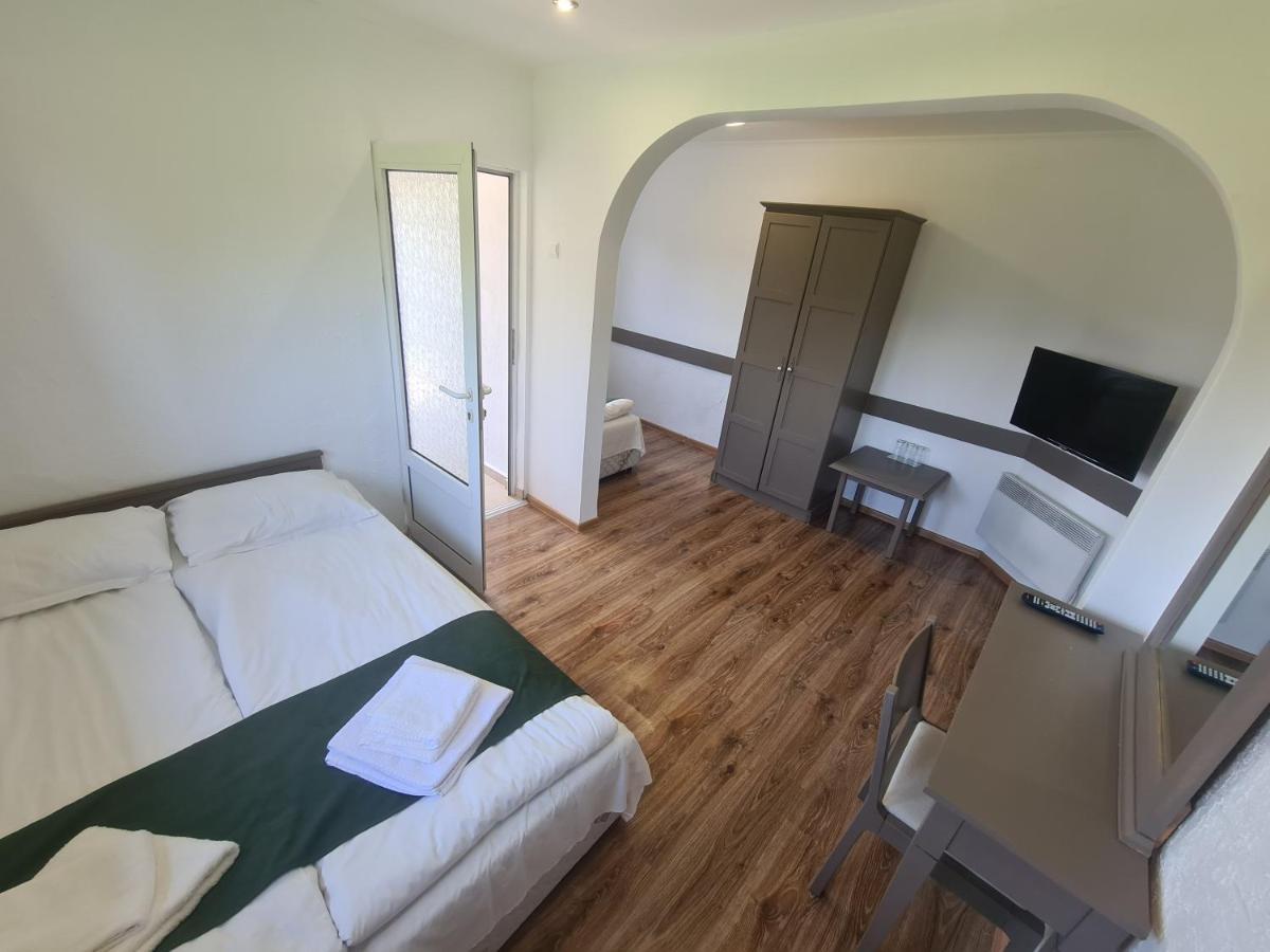 Complex Brashlyan Hotel Tryavna Eksteriør billede