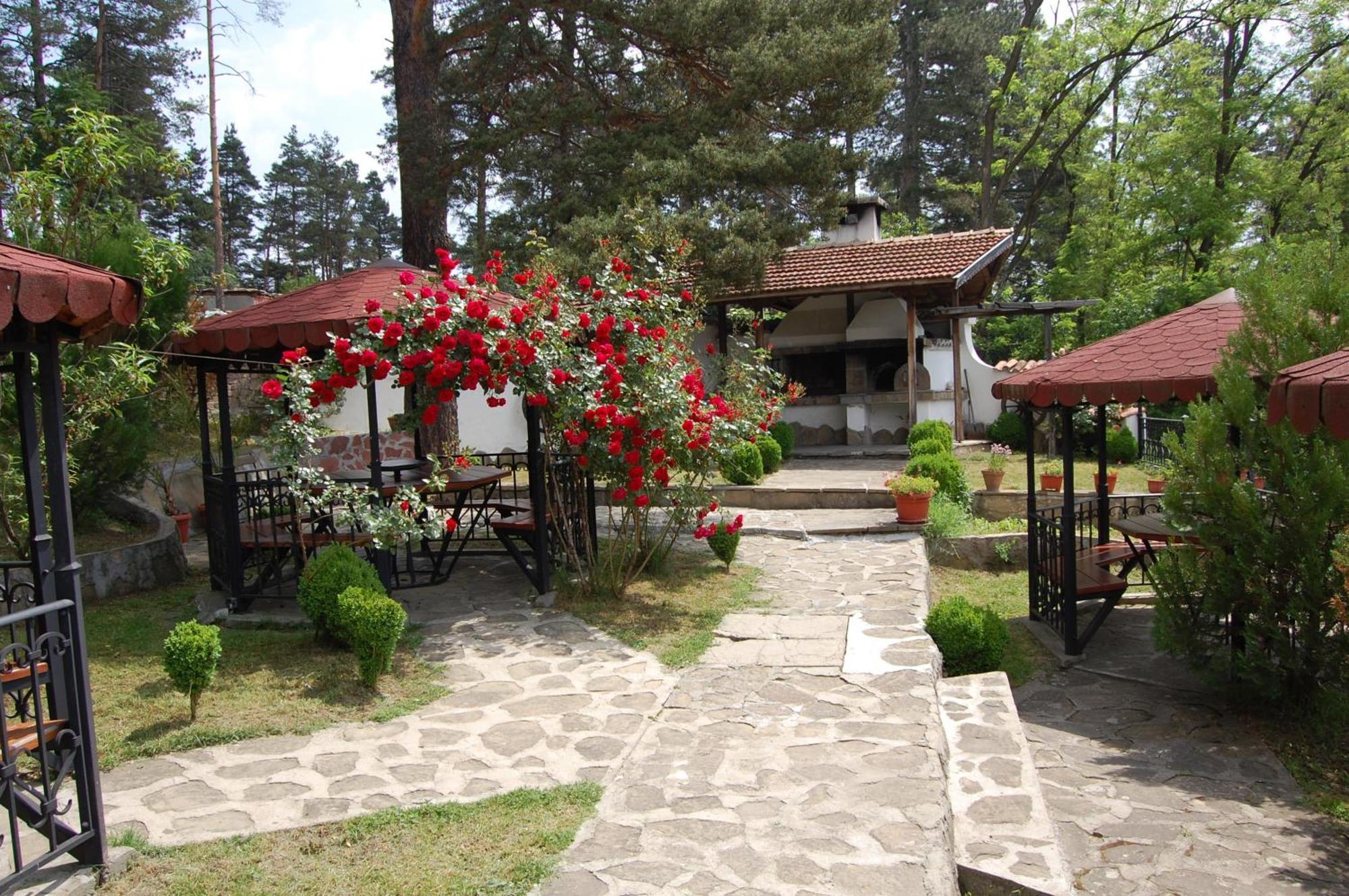 Complex Brashlyan Hotel Tryavna Eksteriør billede