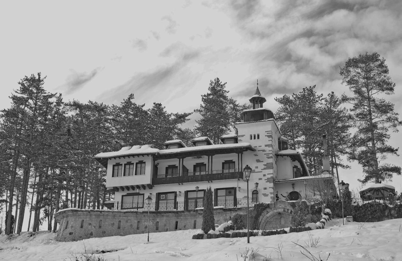 Complex Brashlyan Hotel Tryavna Eksteriør billede