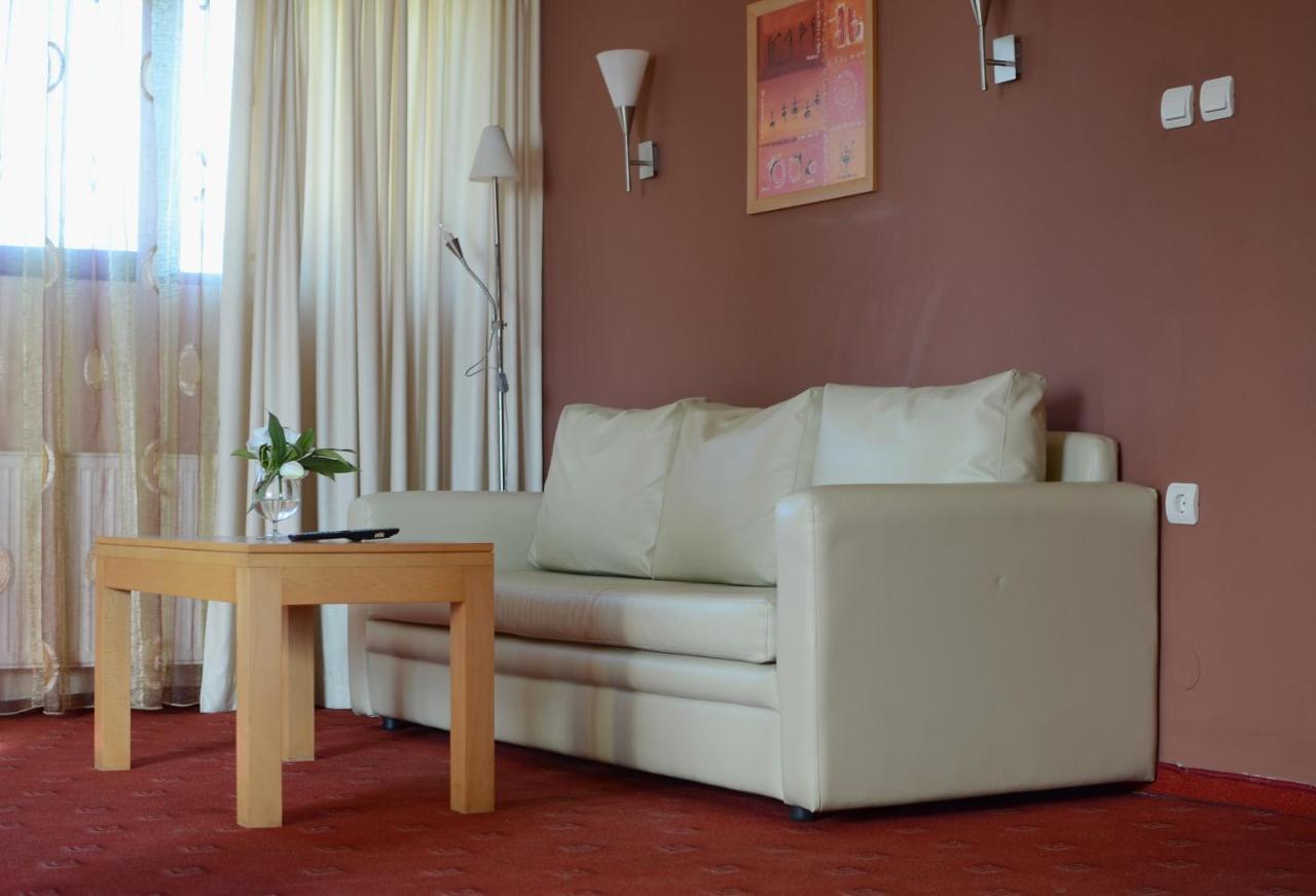 Complex Brashlyan Hotel Tryavna Eksteriør billede